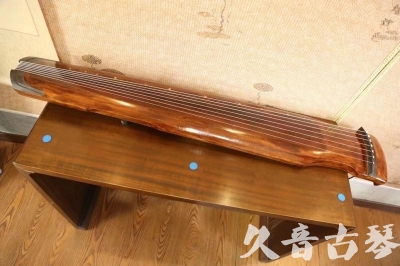 景德镇市●久音古琴  ●今日推荐20230527  [断纹仲尼式]