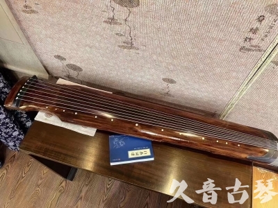 景德镇市●久音古琴  ●今日推荐20230715  [断纹仲尼式]