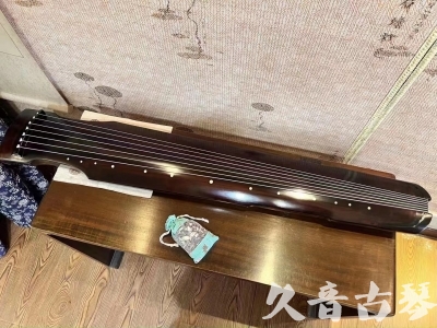 景德镇市●久音古琴  ●今日推荐  [高级演奏仲尼式]